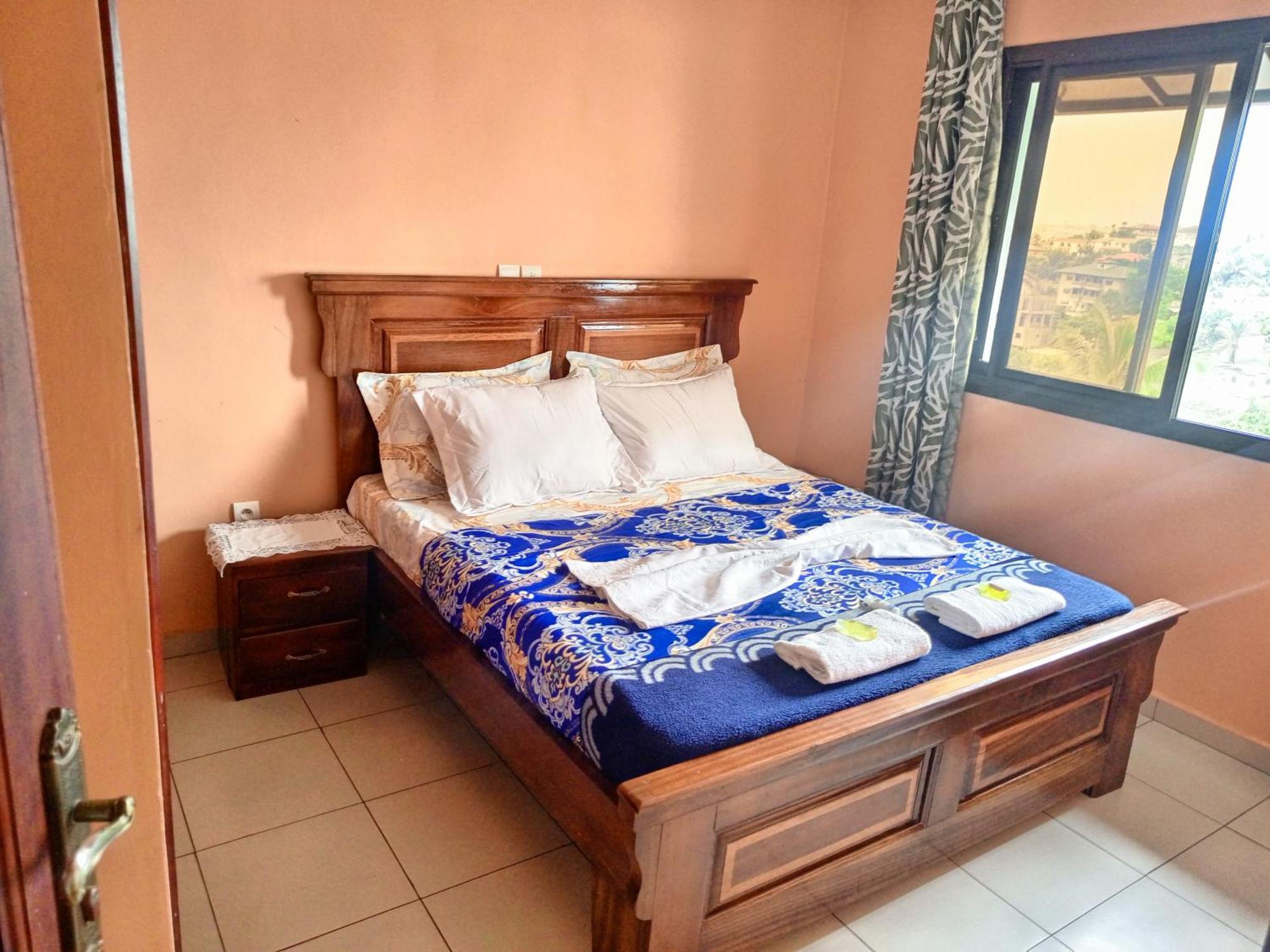 Residence Des 7 Collines Yaounde Bagian luar foto