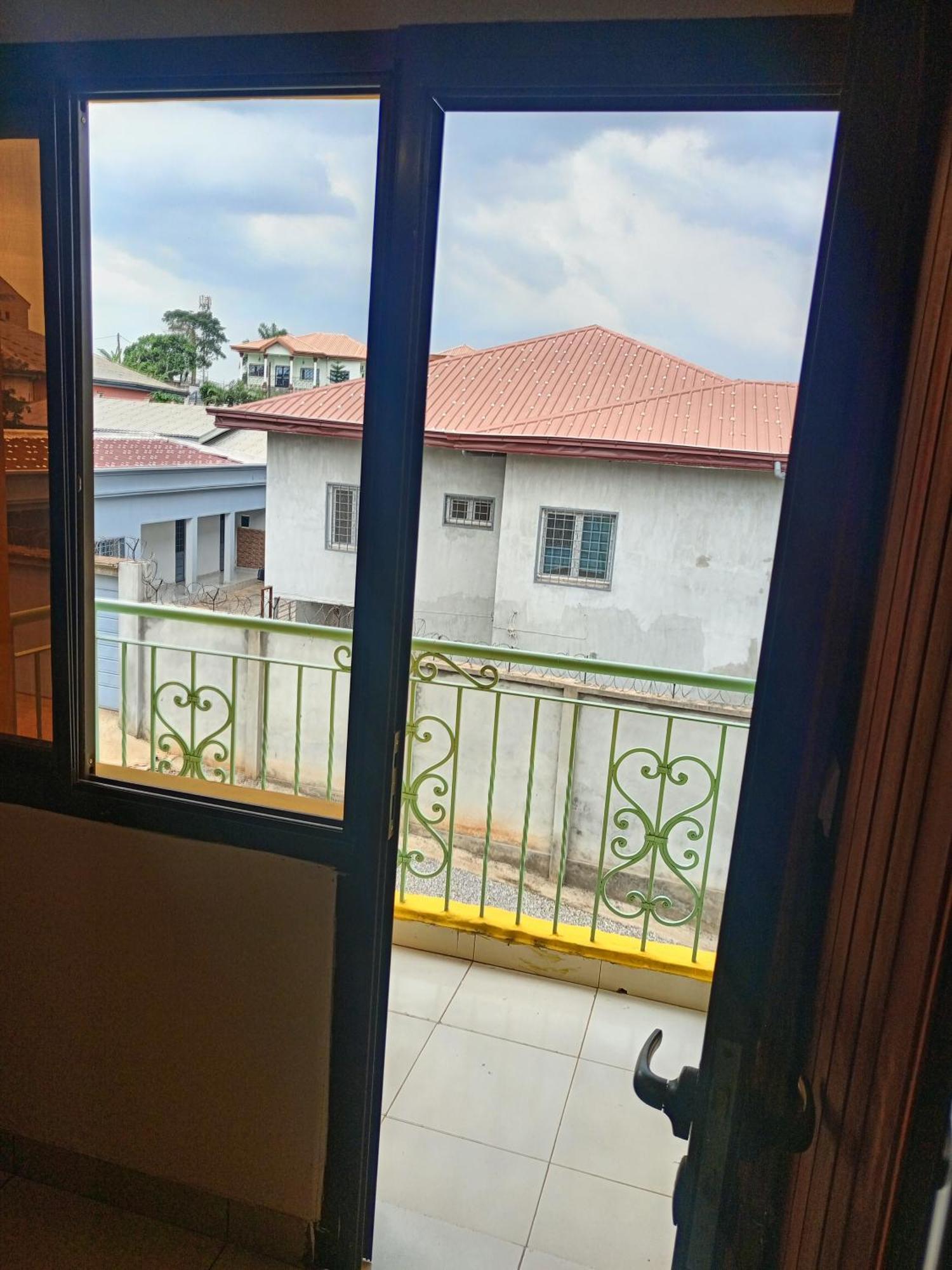 Residence Des 7 Collines Yaounde Bagian luar foto