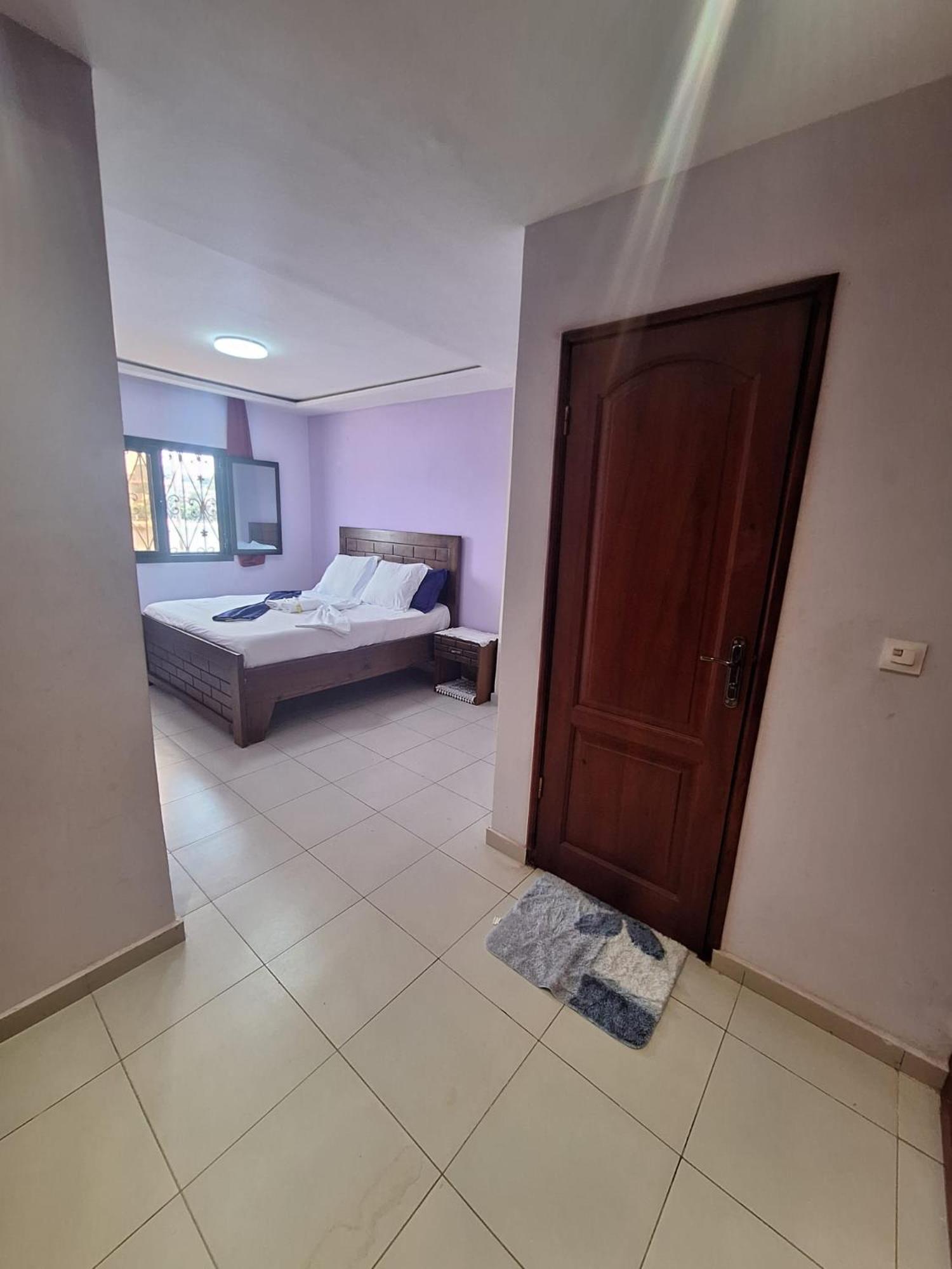 Residence Des 7 Collines Yaounde Bagian luar foto
